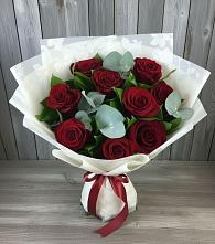 Букет цветов из:  Розы в Изоплите