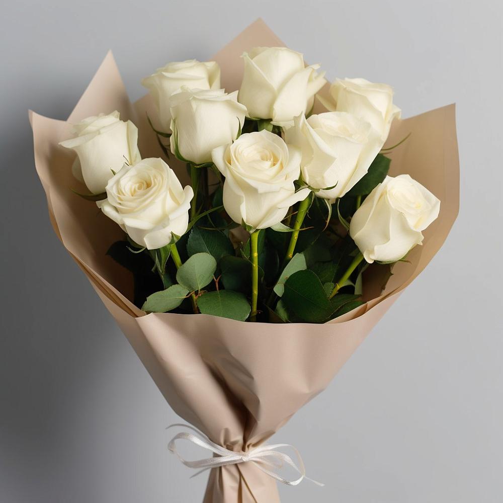 Букет 9 Белых роз Эдлесс Лав в Изоплите