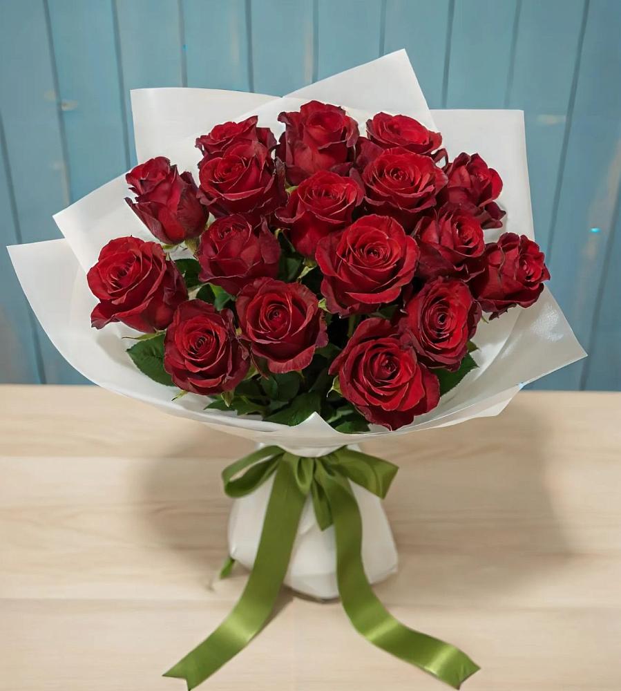 Букет Красные розы в Изоплите