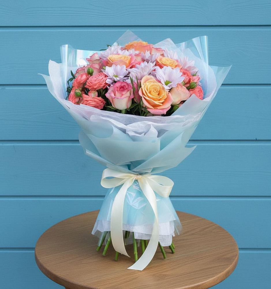 Букет цветов из: Хризантемы и Розы в Изоплите