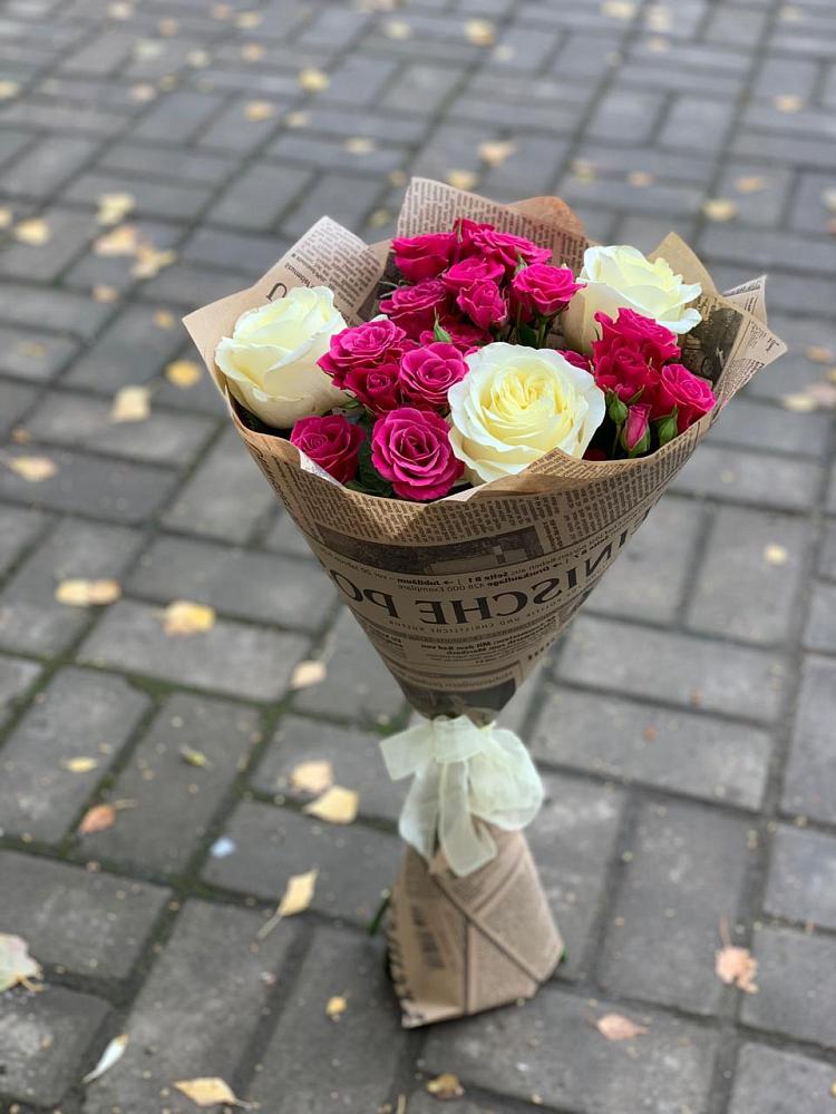 Букет цветов из: Розы в Изоплите