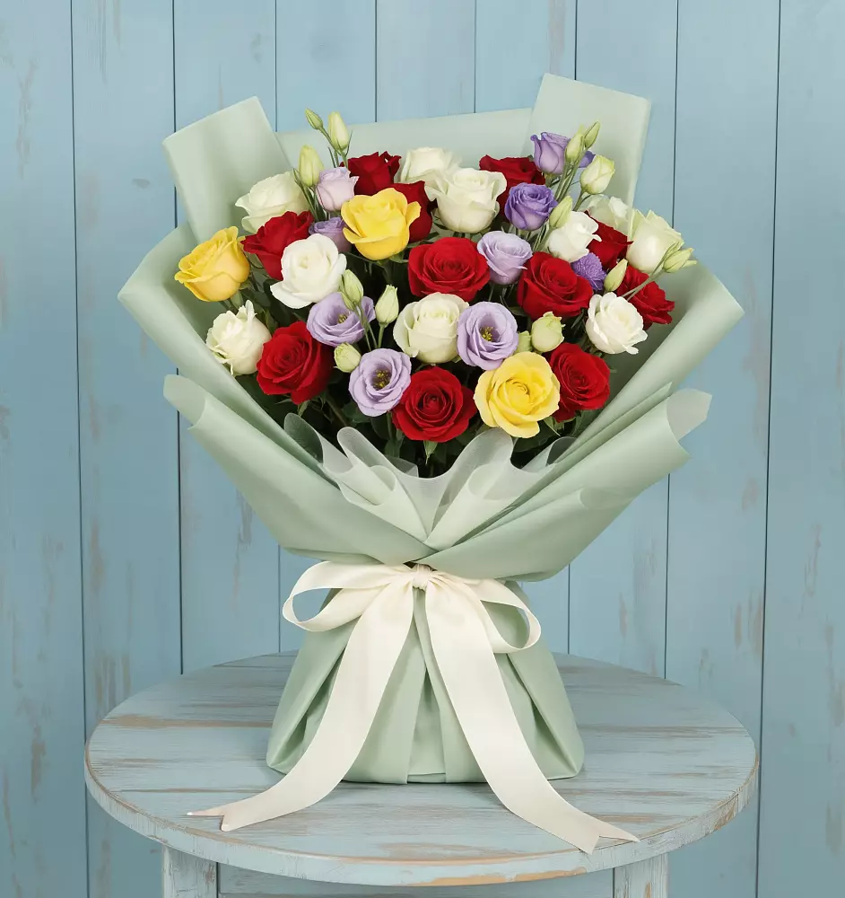 Букет цветов из: Розы в Изоплите