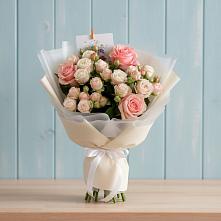 Букет цветов из:  Розы в Изоплите